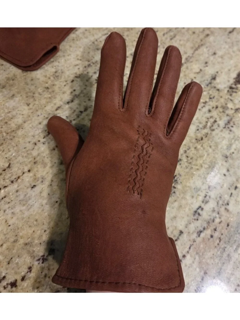 Vintage Womens Size M Brown Soft Leather Gloves Stitching Detail